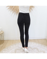 Jean slim femme – vue de dos