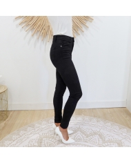 Jean slim femme – tissu coton stretch
