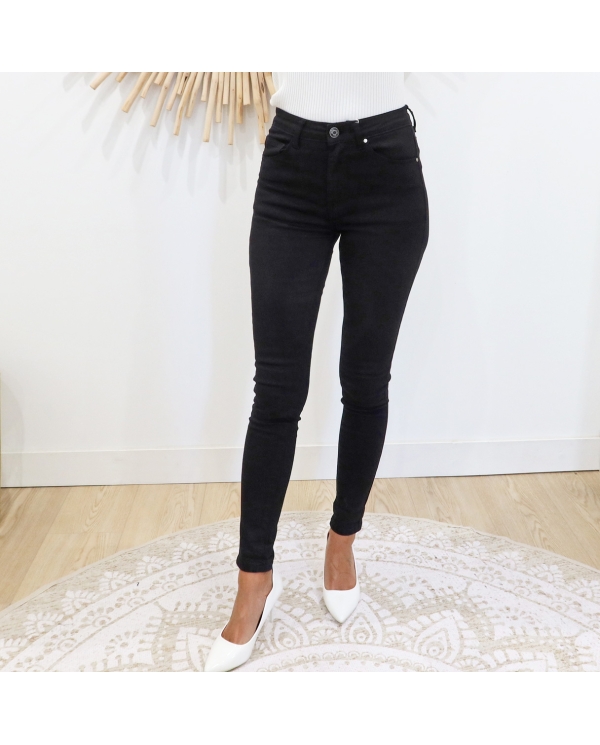 Jean slim femme 👖 – vue de face porté