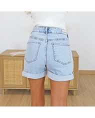 Short Isabella Garcia