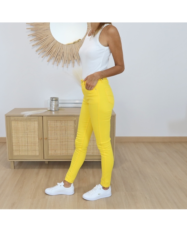 Jean Ivona jaune