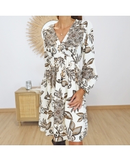 Robe Clara femme – détail décolleté V fleuri