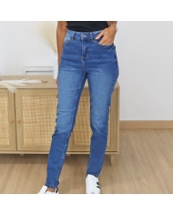 Jean Kawillow femme slim fit – vue de face porté