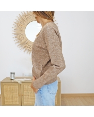Pull caramel femme – coupe droite ajustée