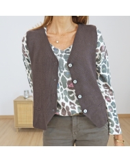 Gilet veston chocolat – détail aisselle à aisselle 41 cm