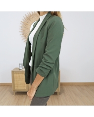 Blazer fluide femme kaki – détail manches 3/4 à fronces