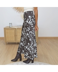 Jupe longue Kansas satinée – look chic & moderne vue de coté