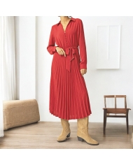 Robe longue femme ✨ – vue de face portée, fluide et boutonnée