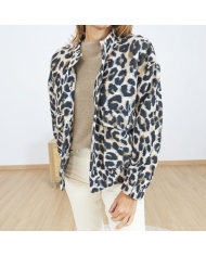 Blouson-manteau polaire léopard 🐆 – vue de face porté