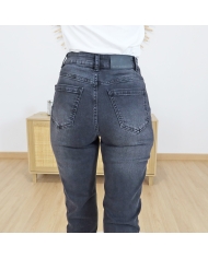 Jean Kamaris Kaffe – vue de dos