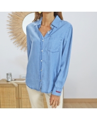 Chemise femme bleu clair â matiĂšre douce effet Tencel Chemise femme bleu clair â matiĂšre douce effet Tencel
