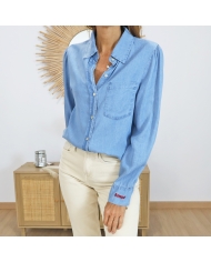Chemise femme jean clair â vue de dos coupe droite Chemise femme jean clair â vue de dos coupe droite