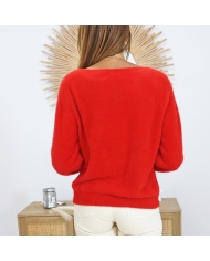 Pull rouge Garcia – détail finition manches et col Pull rouge Garcia – détail finition manches et col