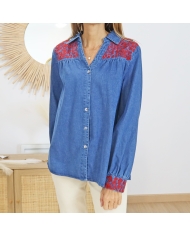 Chemise en jean SANDA VUE DE FACE Chemise en jean SANDA VUE DE FACE
