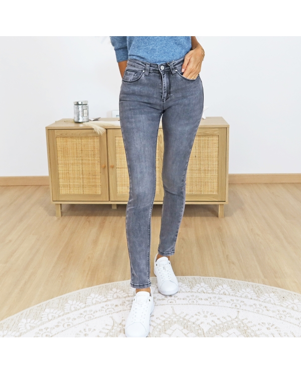 Jean slim push-up femme – vue de face coloris gris