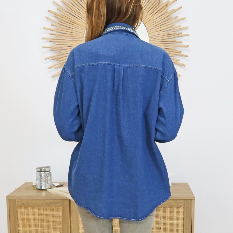 Chemise en jean femme – vue de dos coupe droite
