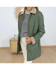 Veste 3/4 kaki – détail col velours beige