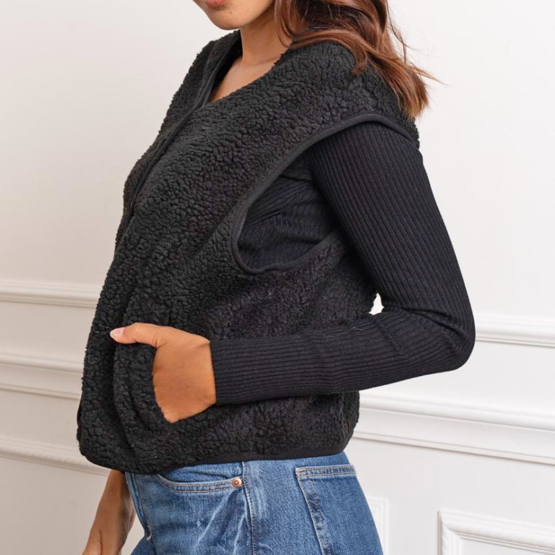 Look complet veste noire DORIS + jean + pull