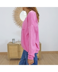 Pull fuchsia décolleté V – vue de profil