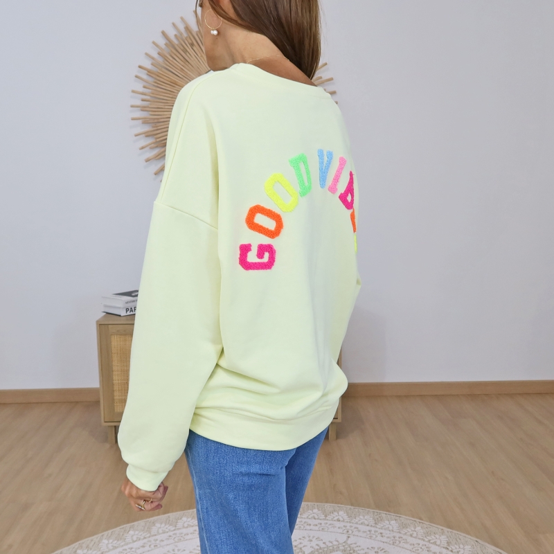 sweat good vibes relief bouclette