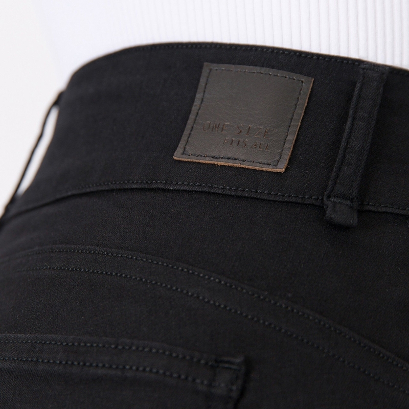 jean skinny noir taille haute