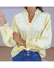 chemisier femme broderies florales beige