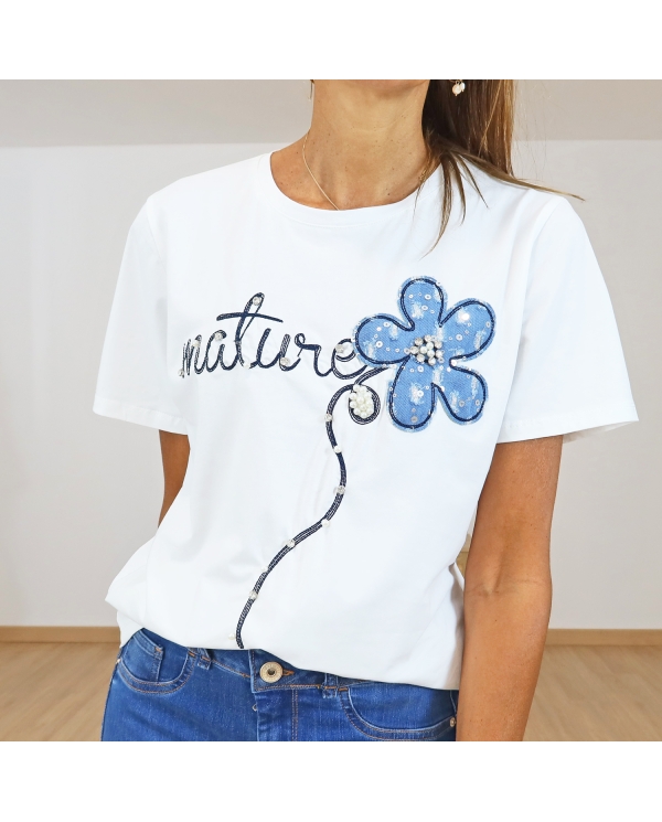 tshirt blanc femme fleur bleue brodée