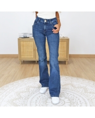 jean bootcut femme silhouette élancée