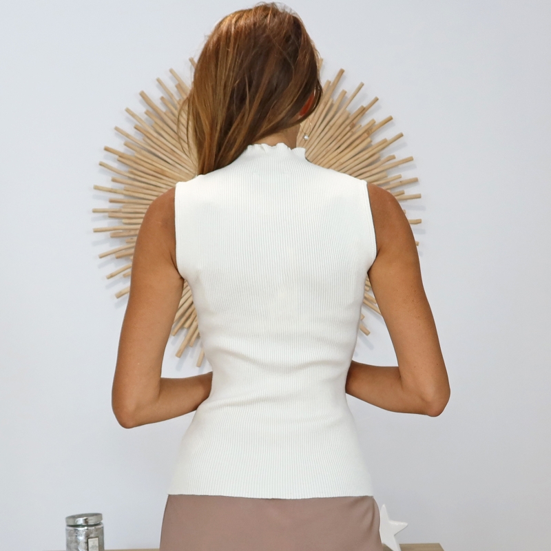 top femme pres du corps ecru