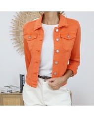 veste orange femme vue profil
