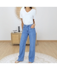 jean flowy look avec top blanc