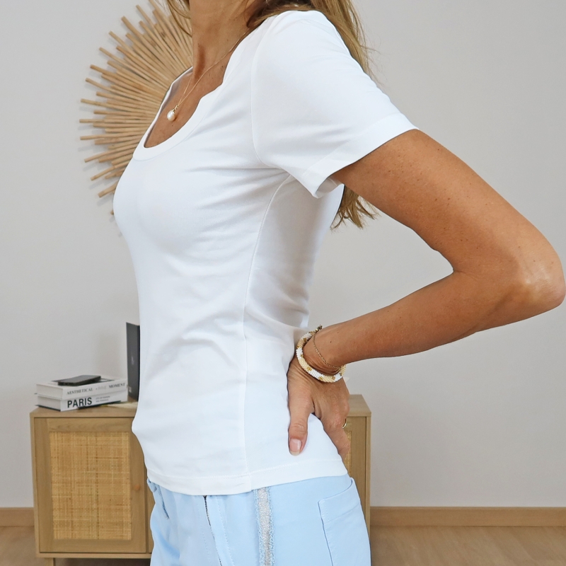 t-shirt gemili vue profil femme