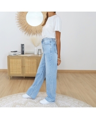 jean straight femme tenue casual chic