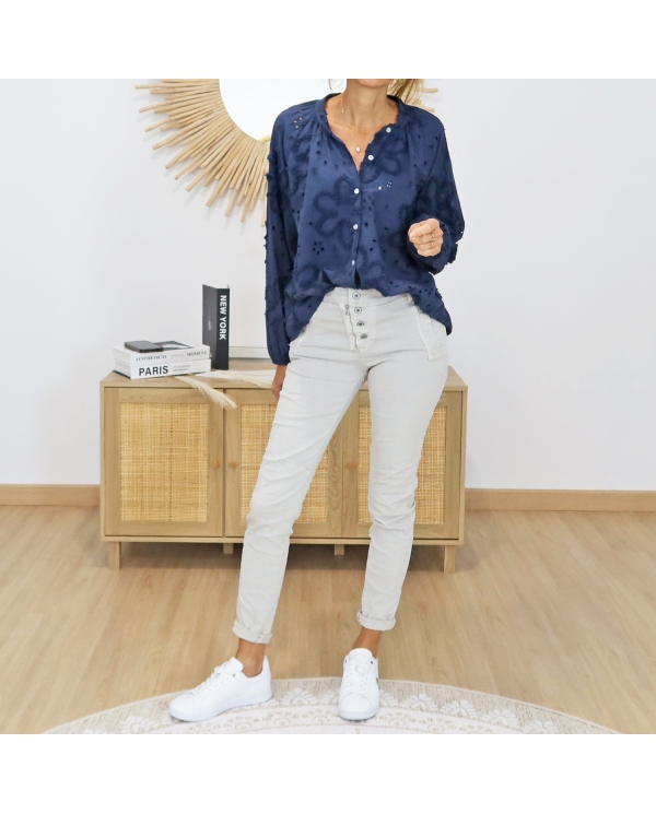 blouse brodée bleu marine look femme
