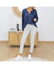 blouse brodée bleu marine look femme