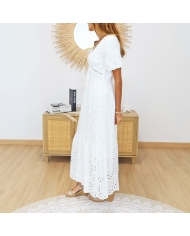 robe blanche ete femme detail broderie