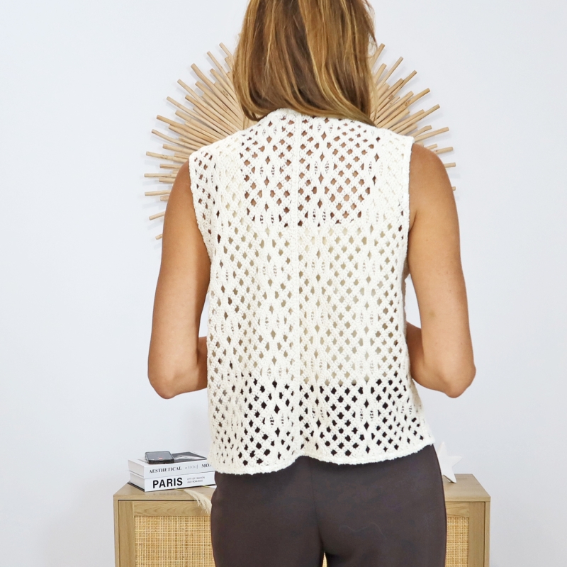 gilet maille ajourée femme vue dos