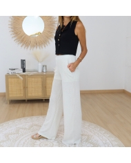 pantalon large beige femme silhouette élégante