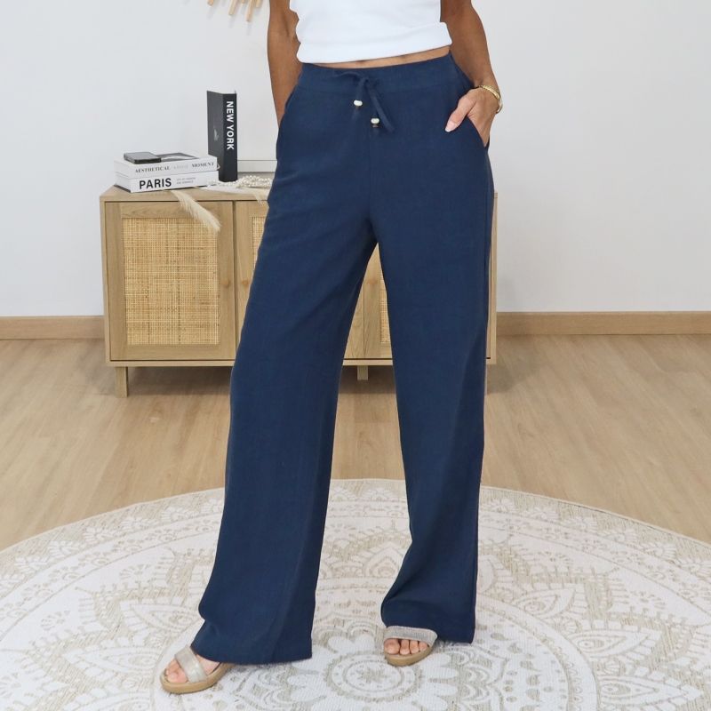 pantalon fluide bleu marine femme porté chic
