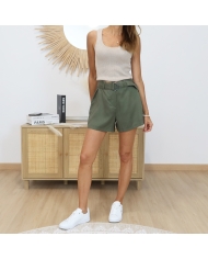 short kaki femme porté été