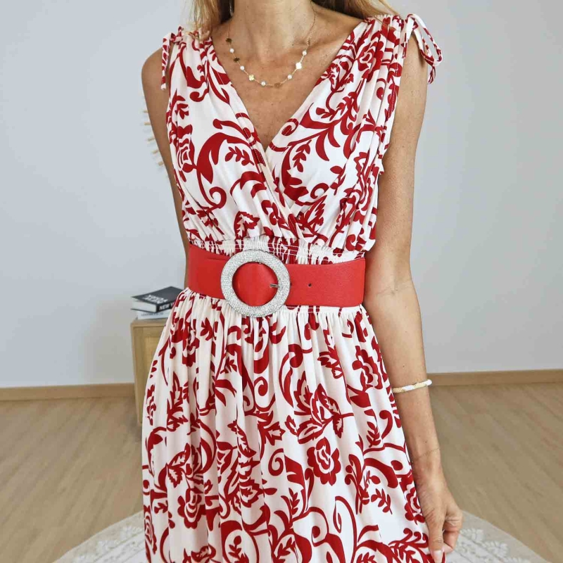 robe fluide silhouette féminine été