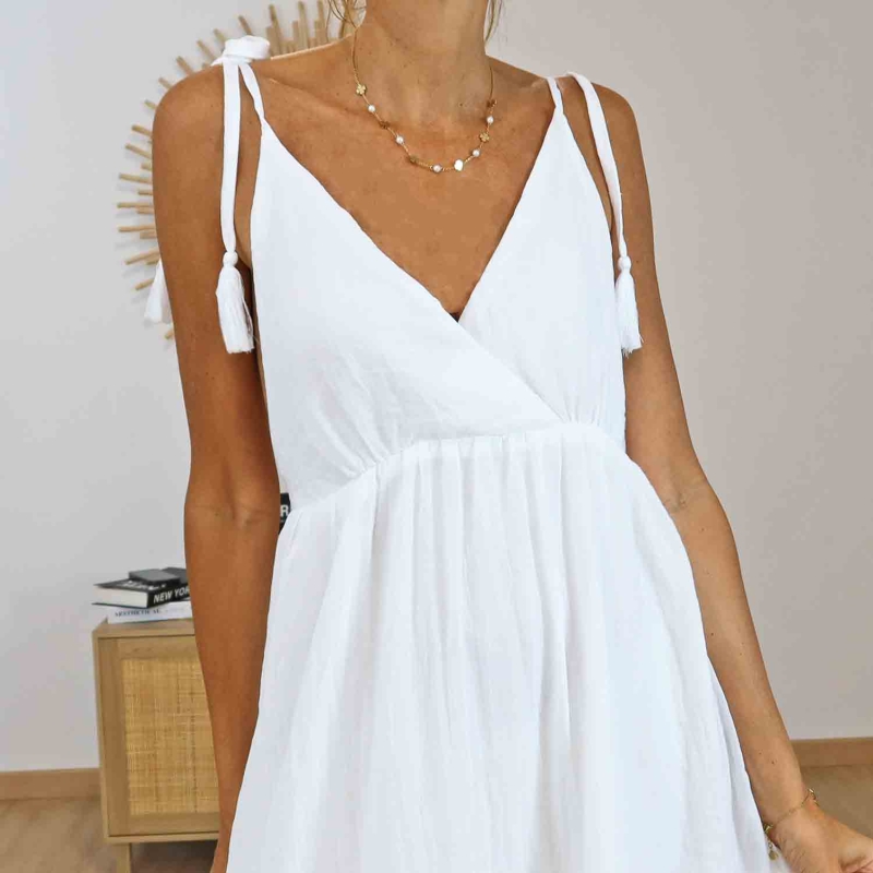 Robe femme blanche bretelles à nouer