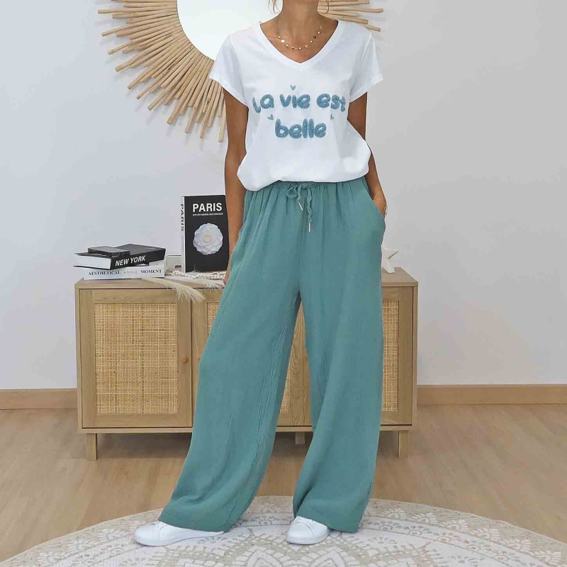 T-shirt femme inscription relief amande