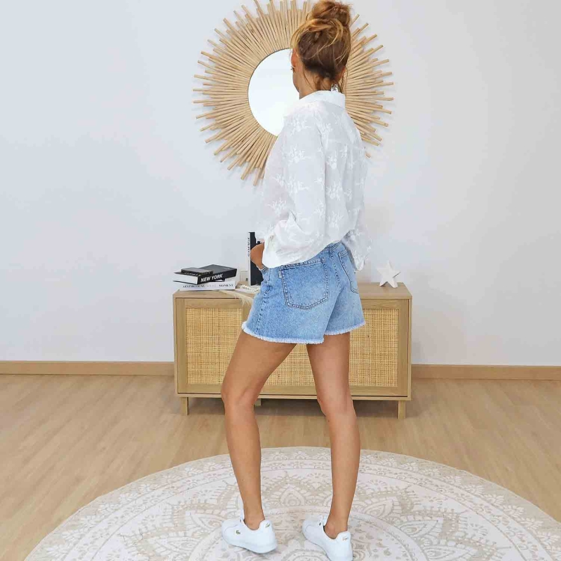 Chemise femme coton broderies ton sur ton