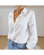 Blouse blanche brodée femme élégante