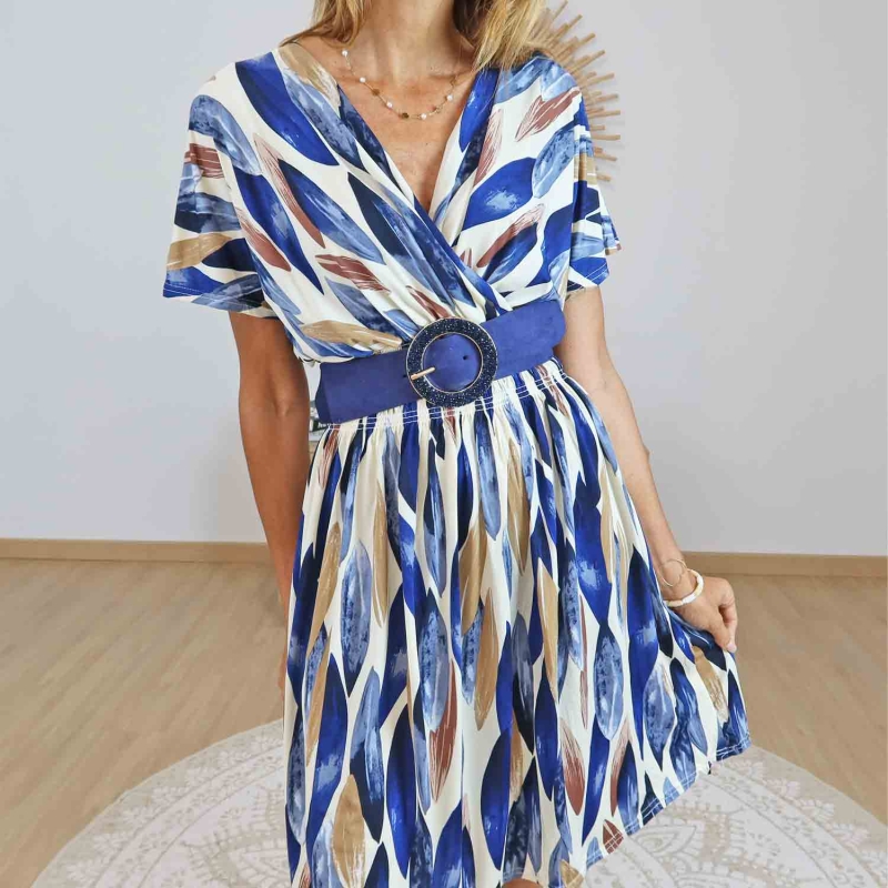 Robe magique bleue avec ceinture – Look chic et taille marquée