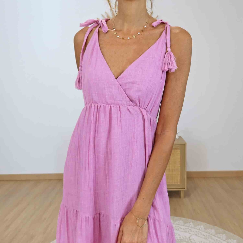 Robe longue rose Alizé col V plongeant – Détail bretelles
