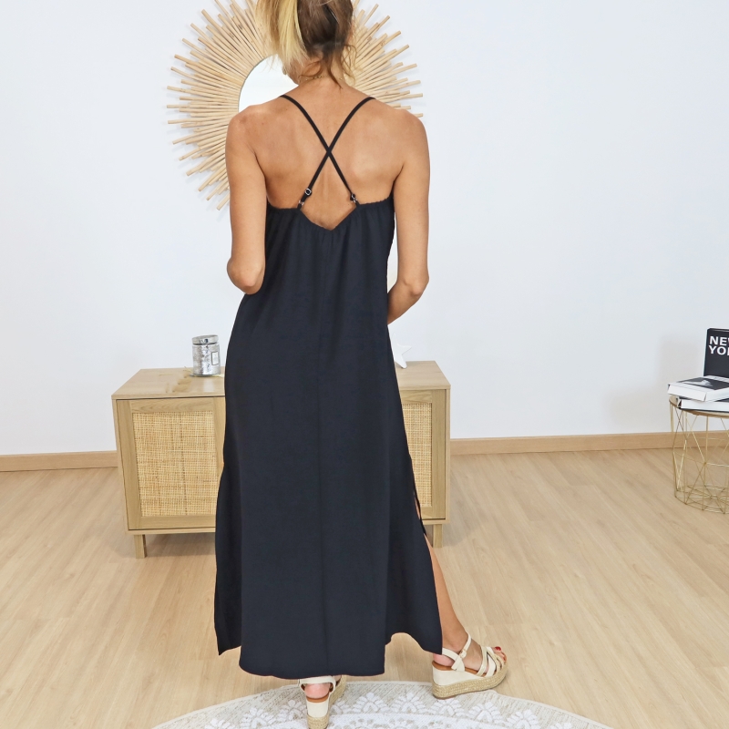 Robe longue fluide Bestie Noire Tiffosi portée de dos – Bretelles croisées