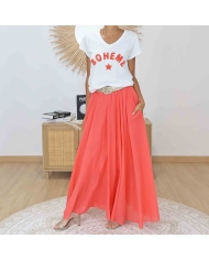 Jupe longue vaporeuse corail bohème portée de face – Taille unique