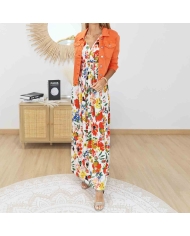 Robe magique Lily multicolore portée par mannequin